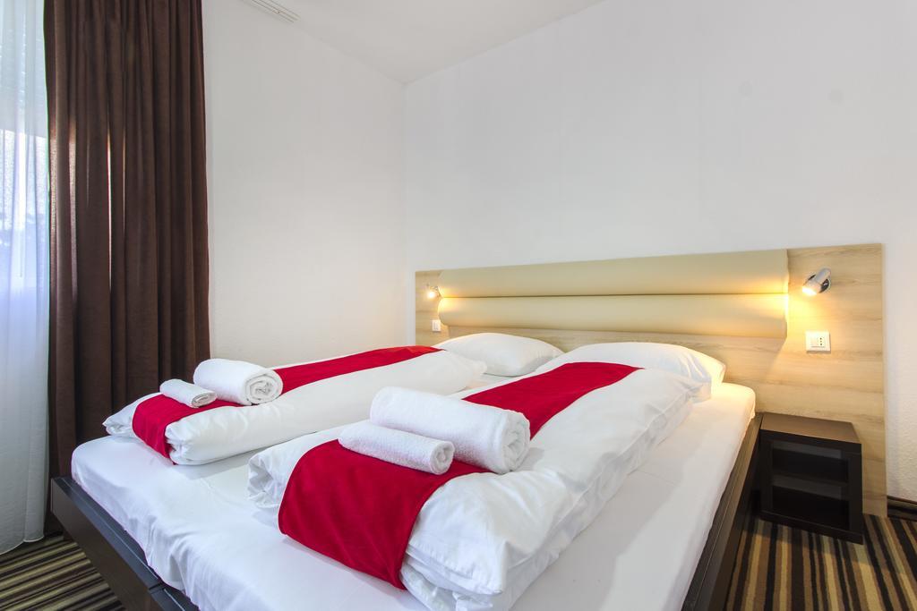 Parkcity Rooms Šibenik Extérieur photo