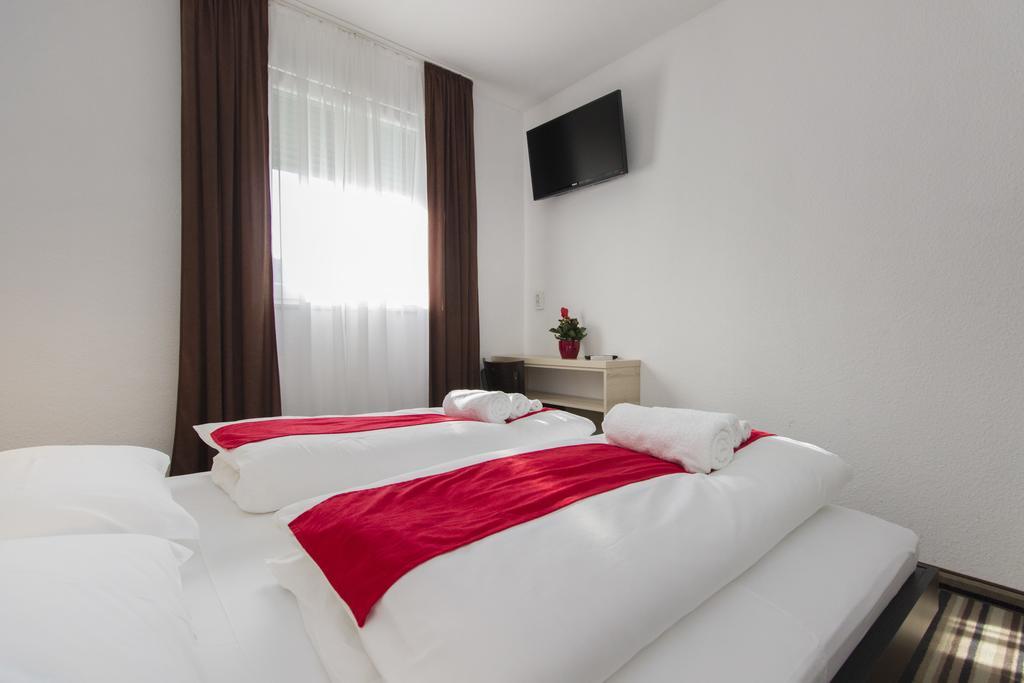 Parkcity Rooms Šibenik Extérieur photo