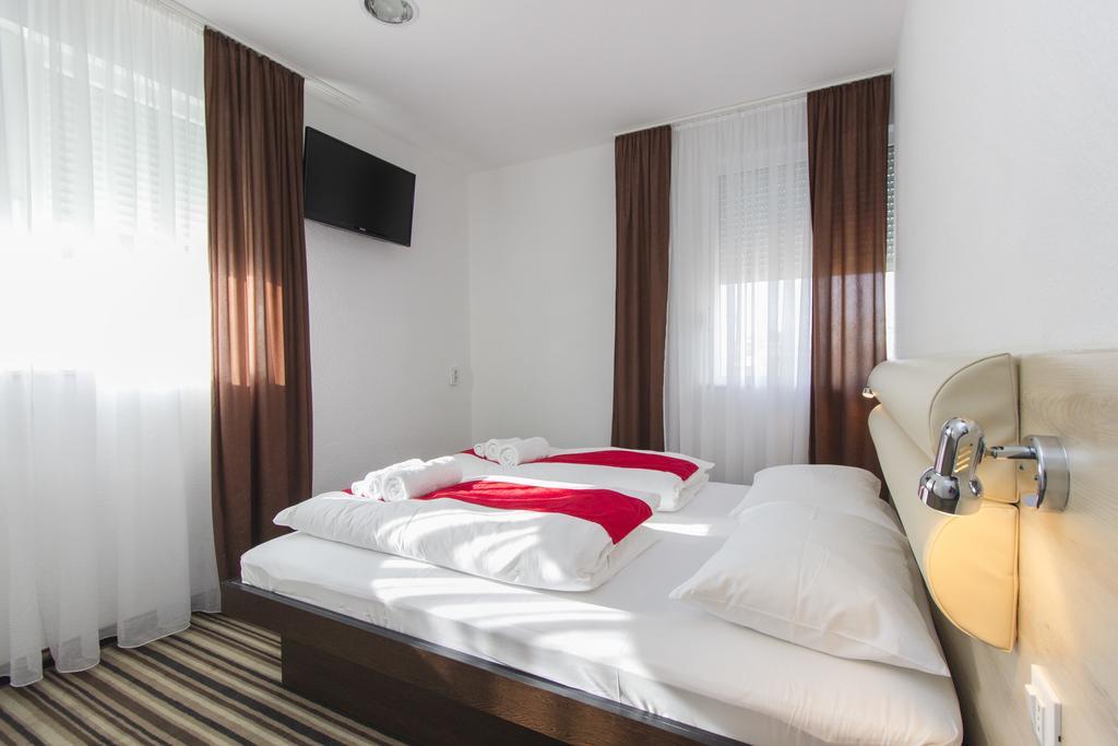 Parkcity Rooms Šibenik Extérieur photo